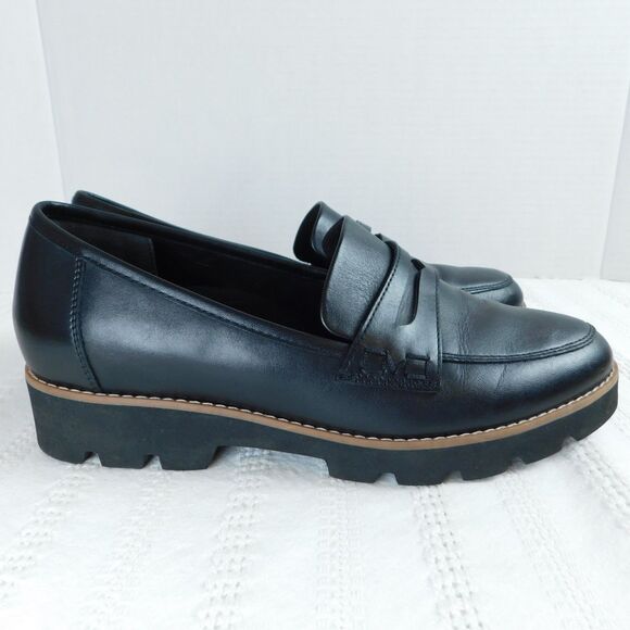 Vionic Women's Cheryl II Loafers Black 7.5 (fits like 7)  Leather Comfort MINT! - Picture 2 of 14